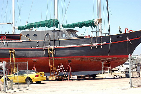 Ingomar 2008 on the hard in Oxnard