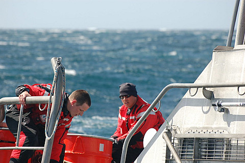 Morro Bay Coast Guard 2009 save the crew of Ingomar